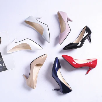 2022 QUENTE Mulheres Sapatos de bico Bombas de Couro de Patente de Vestido e Salto Alto sapatos de Casamento Sapatos de Barco Zapatos Mujer