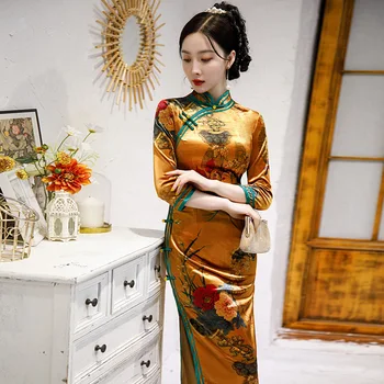 Autunm Nova Senhora De Veludo Qipao Mulheres Sexy Bordado Colarinho De Mandarim Vestido De Festa Feminino Chinês Tradicional Cheongsam