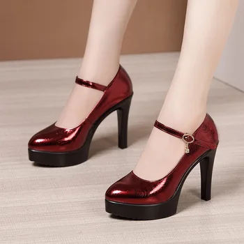 Qualidade de Sapatos femininos de Bombas Dedo Apontado Senhora do Escritório Bombas de Couro de Patente Sexy Salto Alto para Mulheres Sapatos de Casamento Plus Size 32-43