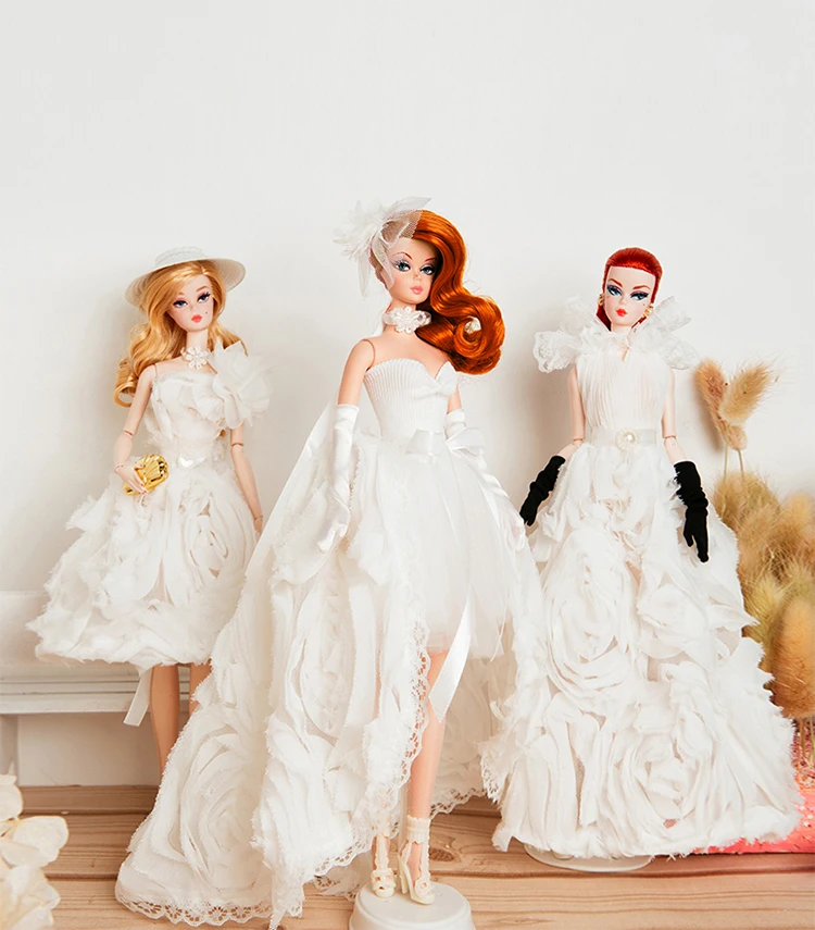 Kit com 5 Vestidos de Festa Para Bonecas - Compatível com a Marca Barbie -  Brinquedo Roupa Boneca