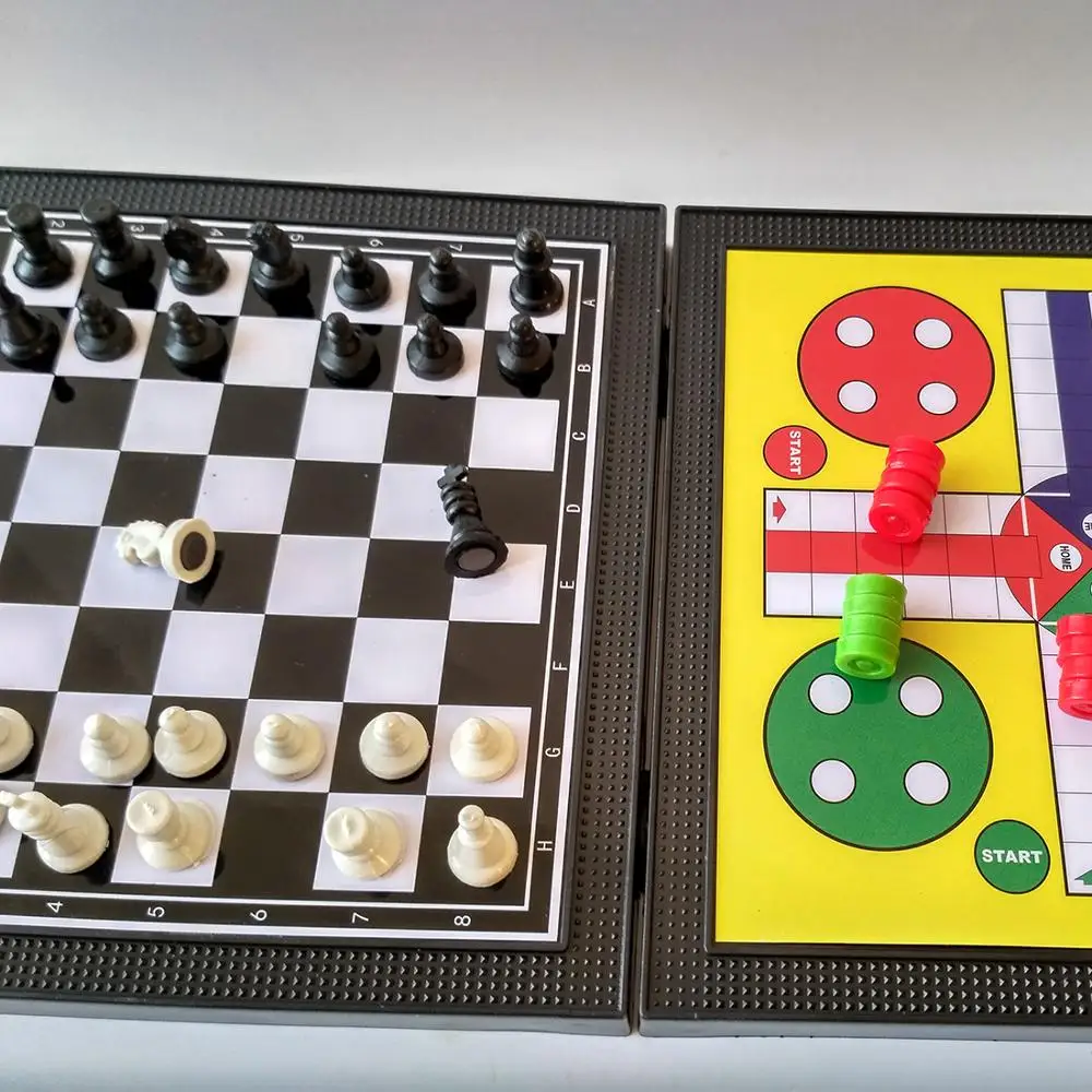 Jogos de Xadrez e Damas - Magnético