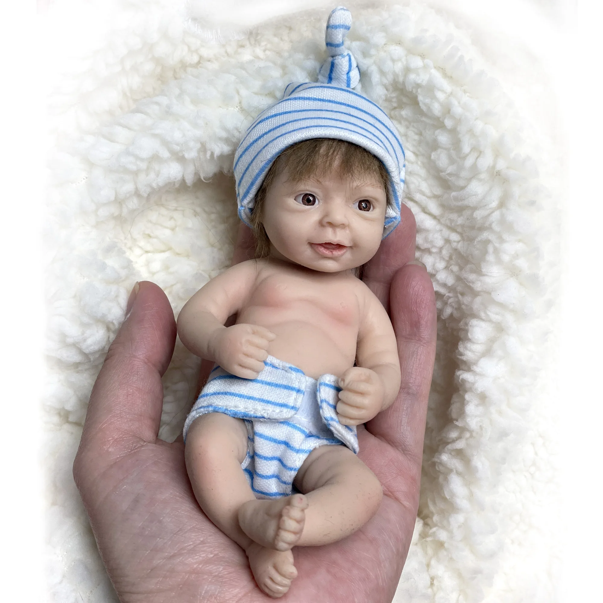 O Charme do Bebê Reborn de Silicone Sólido - Boneca Reborn Original Silicone