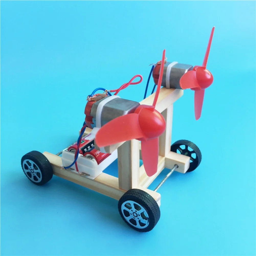 Carro corrida - Carros elétricos brinquedo corrida,Carro corrida com luz,  brinquedos educativos, suprimentos para festas, presentes aniversário para  meninos e meninas Shengyi : : Brinquedos e Jogos