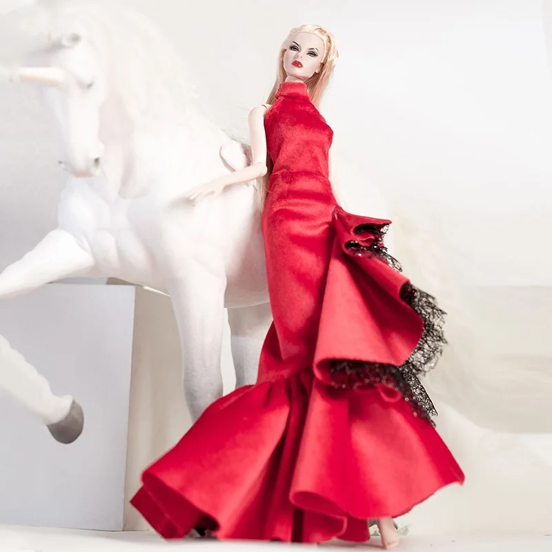 Molde de Silicone: Vestido da Barbie 6,0 x 6,5 cm